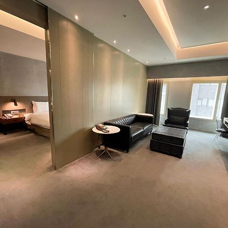 Check Inn Taipei Nanjing Ngoại thất bức ảnh