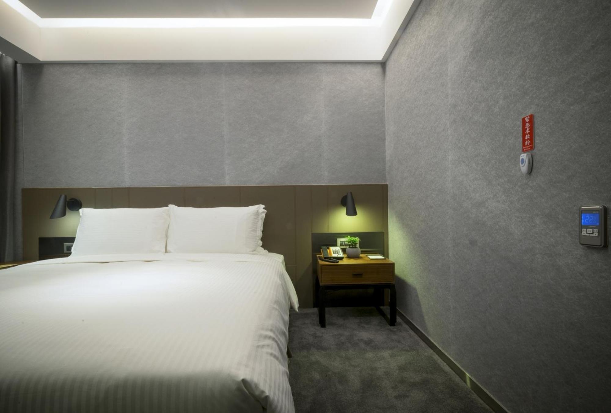 Check Inn Taipei Nanjing Ngoại thất bức ảnh